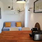 Cosy And Lovely Studio Located In The Center Of Paris