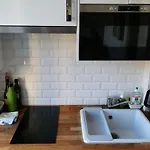 Cosy And Lovely Studio Located In The Center Of Paris